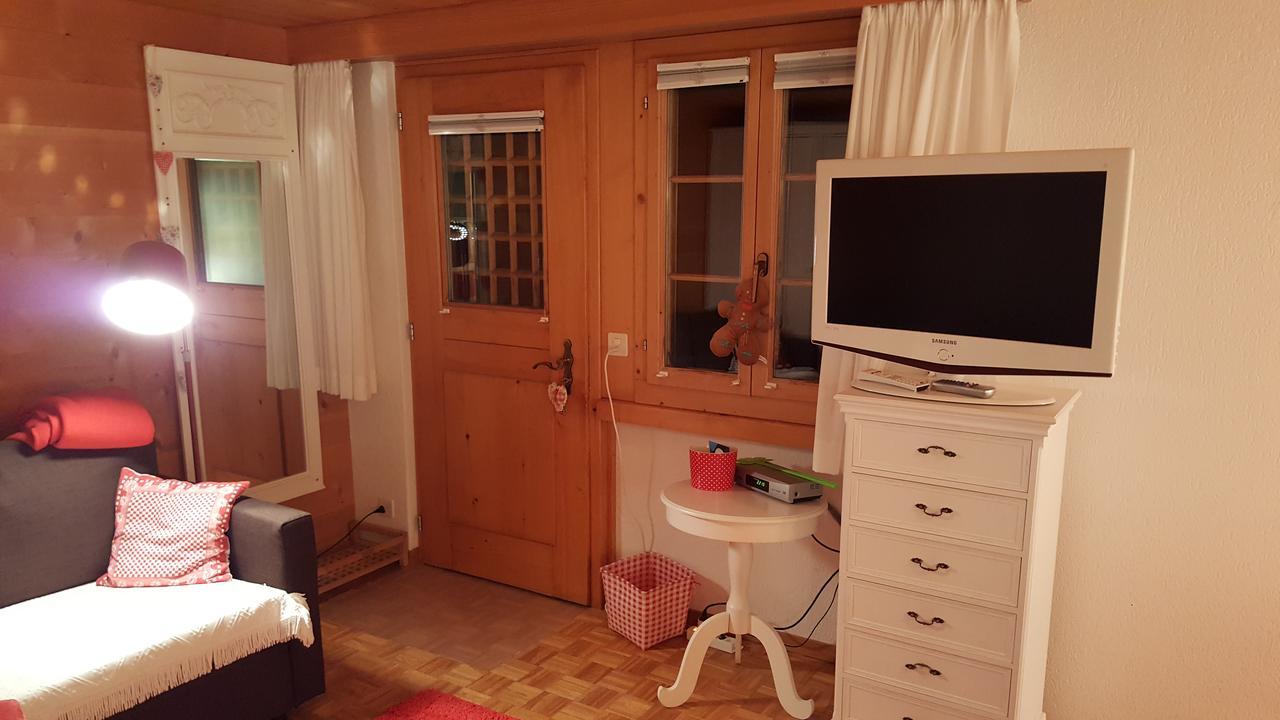 Bed and Breakfast Bergluft à Lenk im Simmental Extérieur photo