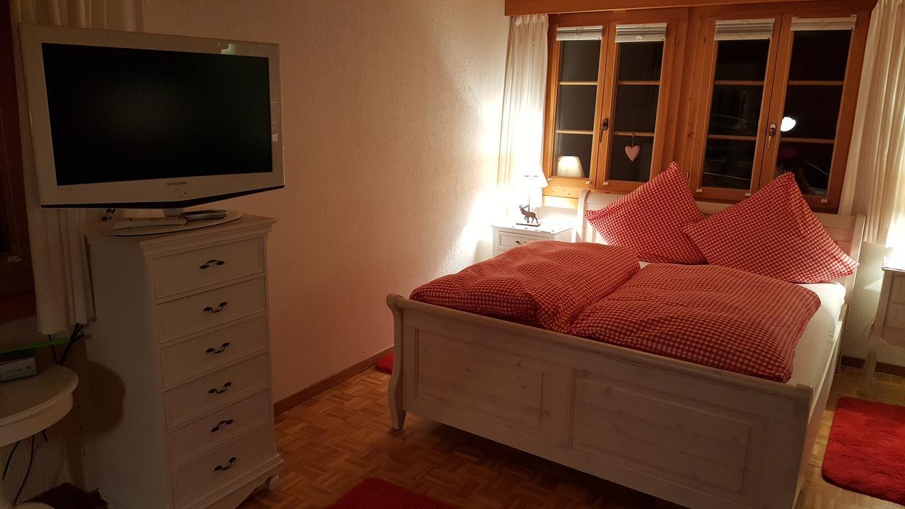 Bed and Breakfast Bergluft à Lenk im Simmental Extérieur photo